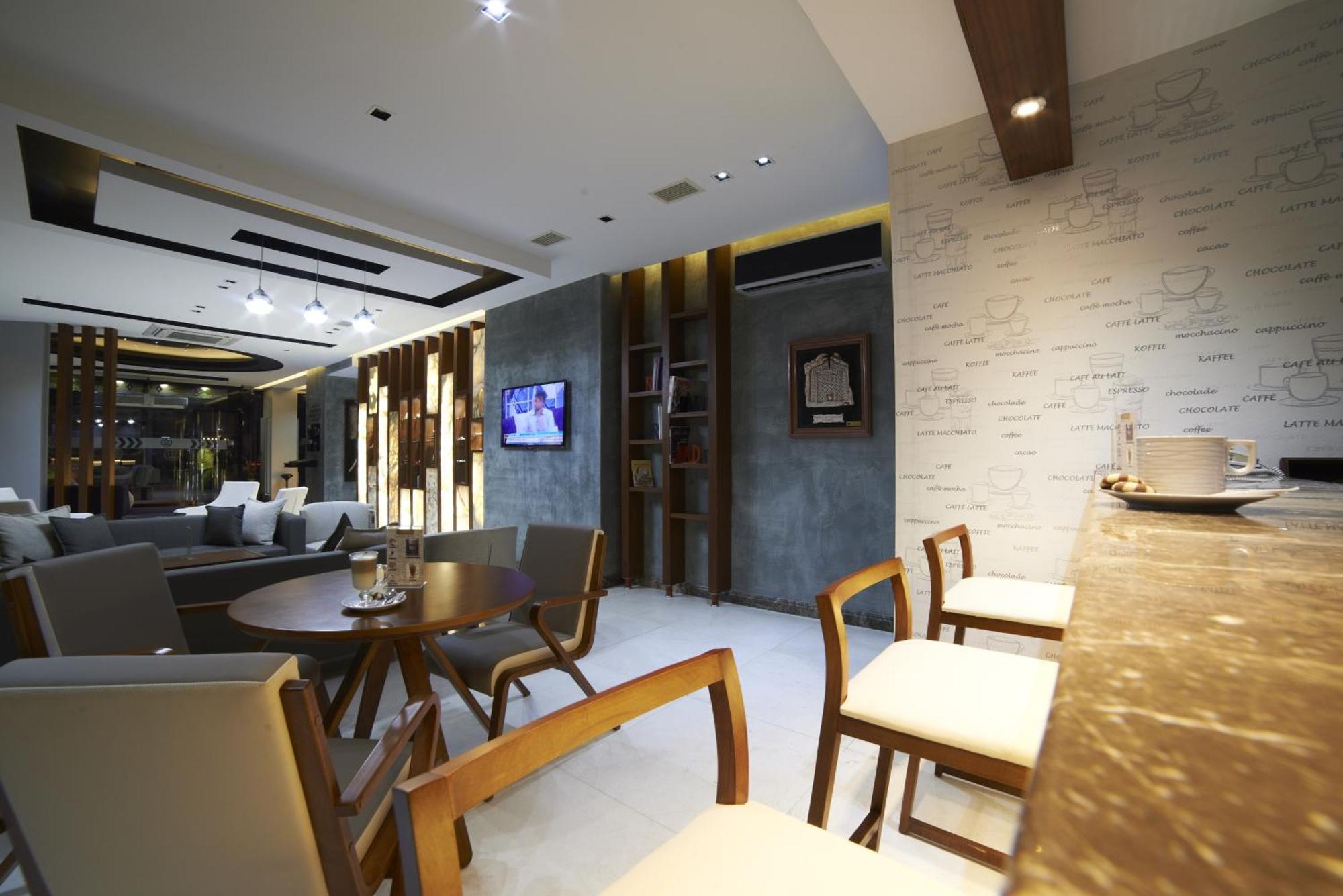 Soyic Hotel Eskisehir Bagian luar foto